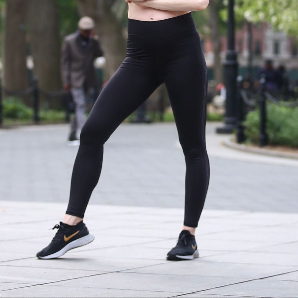 925fit Leggings w/ Crotchet Side